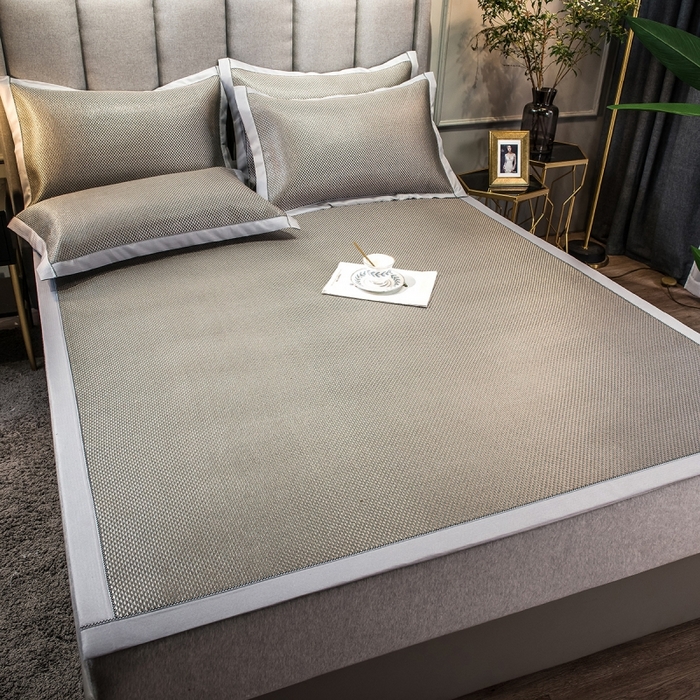 91家纺网 家纺一手货源 找家纺 印季家纺 2026新款高端养生冰藤席席子凉席 银绿小格