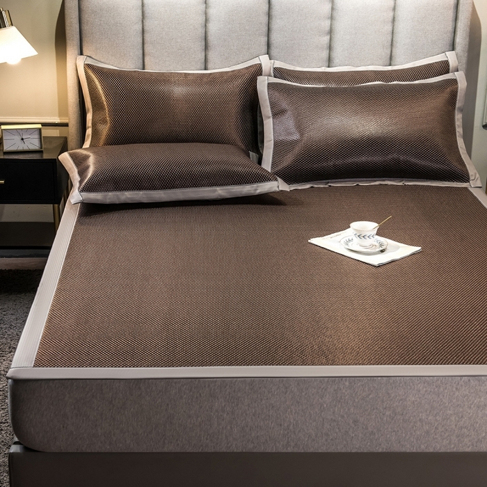 91家纺网 家纺一手货源 找家纺 印季家纺 2026新款高端养生冰藤席席子凉席 深咖小点