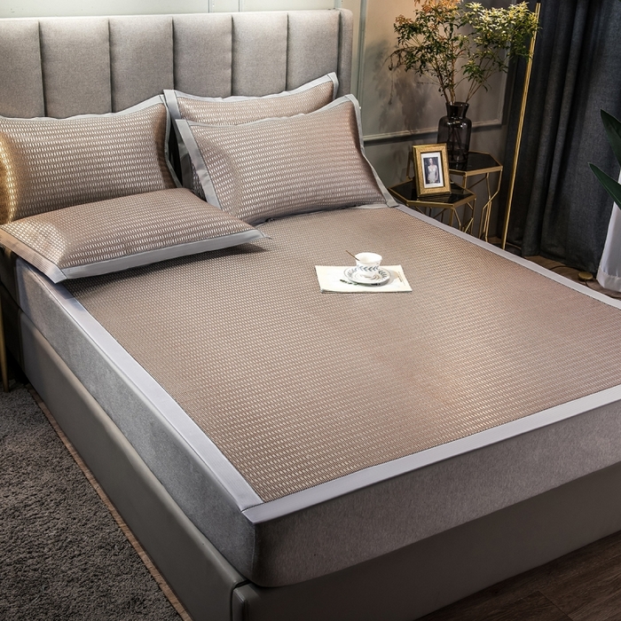 91家纺网 家纺一手货源 找家纺 印季家纺 2026新款高端养生冰藤席席子凉席 格调咖