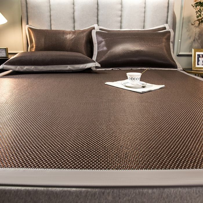 91家纺网 家纺一手货源 找家纺 印季家纺 2026新款高端养生冰藤席席子凉席 深咖小点