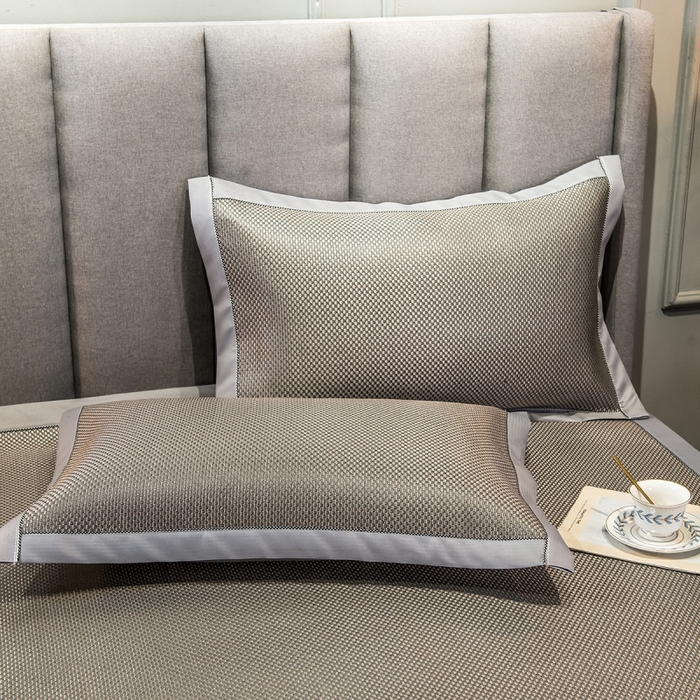 91家纺网 家纺一手货源 找家纺 印季家纺 2026新款高端养生冰藤席席子凉席 银绿小格