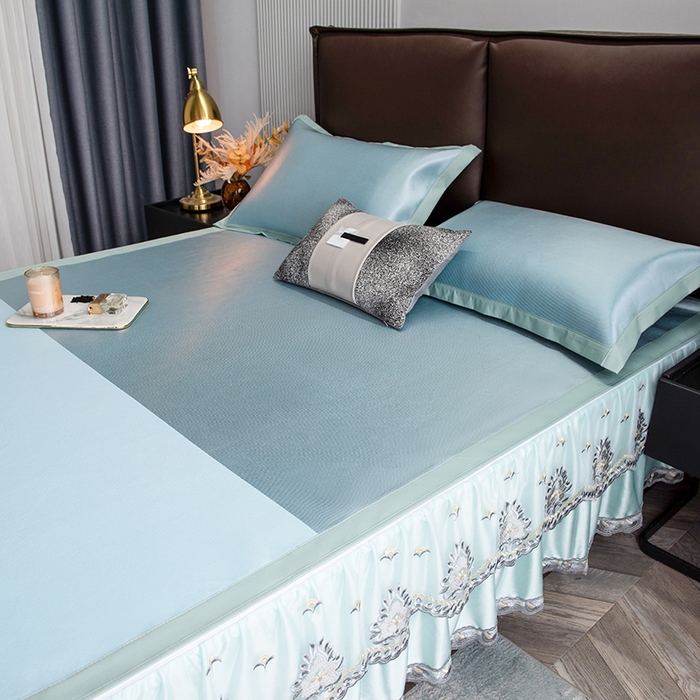 91家纺网 家纺一手货源 找家纺 （总）印季家纺 2026新款清凉舒适拼色加密冰藤床裙款凉席