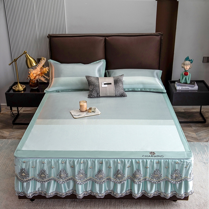 91家纺网 家纺一手货源 找家纺 印季家纺 2026新款清凉舒适拼色加密冰藤床裙款凉席 条纹-浅绿