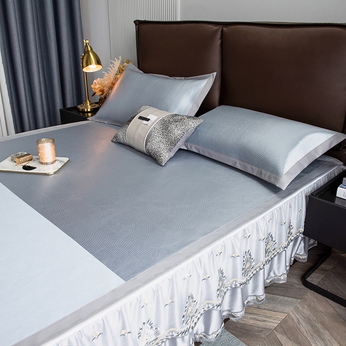 91家纺网 家纺一手货源 找家纺 印季家纺 2026新款清凉舒适拼色加密冰藤床裙款凉席 色块-浅蓝