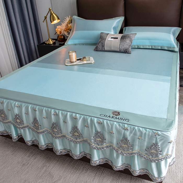 91家纺网 家纺一手货源 找家纺 印季家纺 2026新款清凉舒适拼色加密冰藤床裙款凉席 条纹-蓝绿