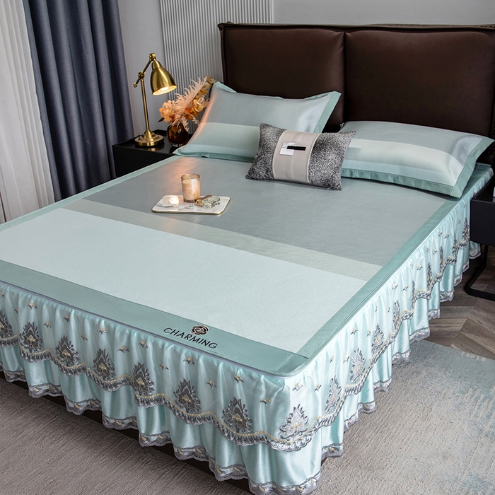 91家纺网 家纺一手货源 找家纺 印季家纺 2026新款清凉舒适拼色加密冰藤床裙款凉席 条纹-浅绿