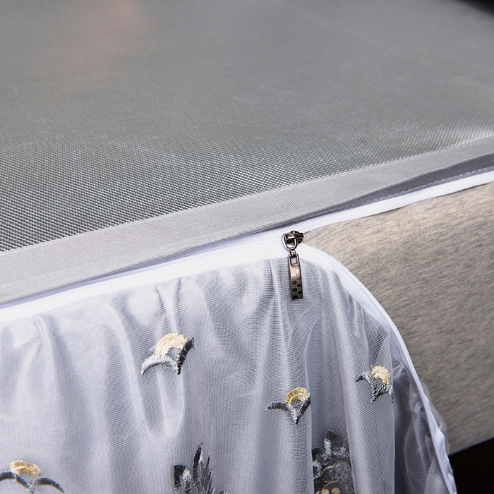 91家纺网 家纺一手货源 找家纺 印季家纺 2026新款清凉舒适拼色加密冰藤床裙款凉席 条纹-浅灰