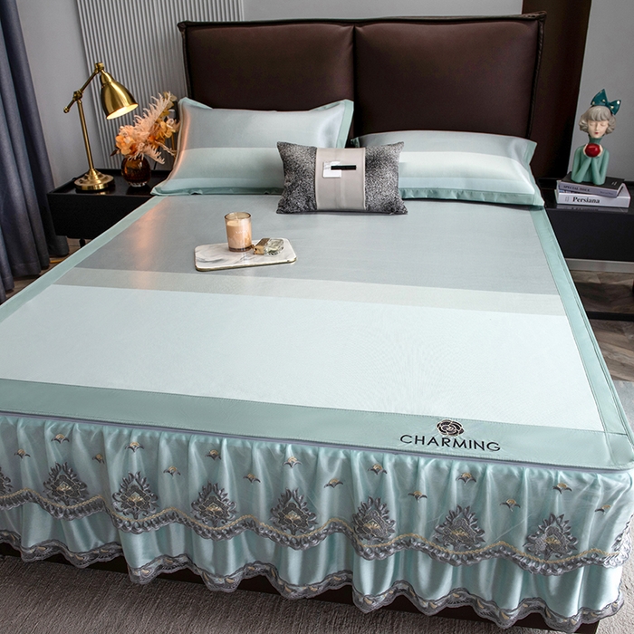 91家纺网 家纺一手货源 找家纺 印季家纺 2026新款清凉舒适拼色加密冰藤床裙款凉席 条纹-浅绿