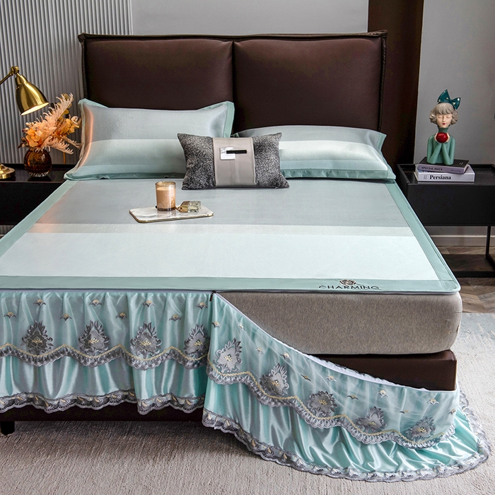 91家纺网 家纺一手货源 找家纺 印季家纺 2026新款清凉舒适拼色加密冰藤床裙款凉席 条纹-浅绿