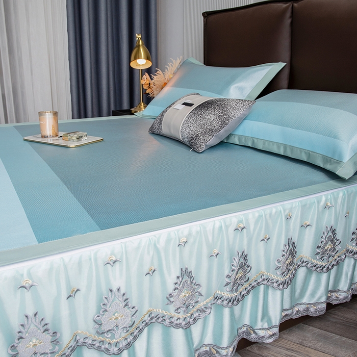 91家纺网 家纺一手货源 找家纺 印季家纺 2026新款清凉舒适拼色加密冰藤床裙款凉席 条纹-蓝绿