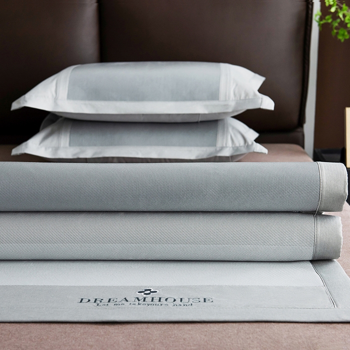 91家纺网 家纺一手货源 找家纺 印季家纺 2026新款拼色加密冰藤席子凉席 条纹-浅灰