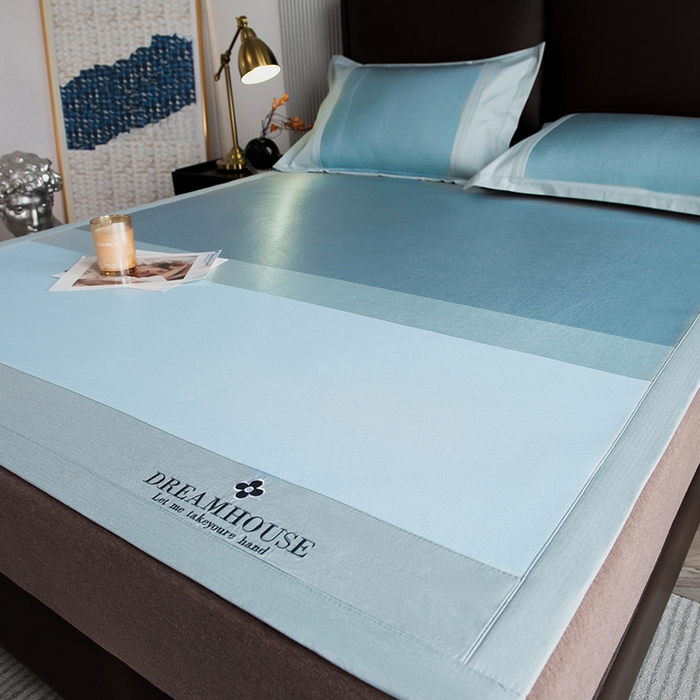 91家纺网 家纺一手货源 找家纺 印季家纺 2026新款拼色加密冰藤席子凉席 条纹-蓝绿