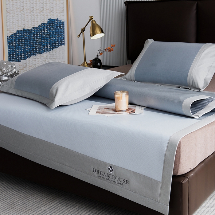 91家纺网 家纺一手货源 找家纺 印季家纺 2026新款拼色加密冰藤席子凉席 色块-浅蓝