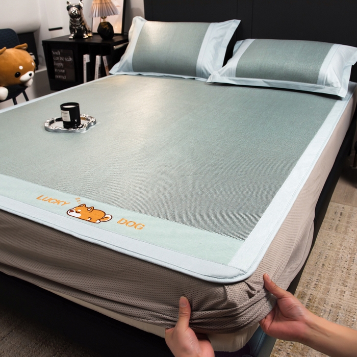 印季家纺 2026新款5A级抗菌加厚绣花冰藤席-幸运狗（床笠款） 湖绿