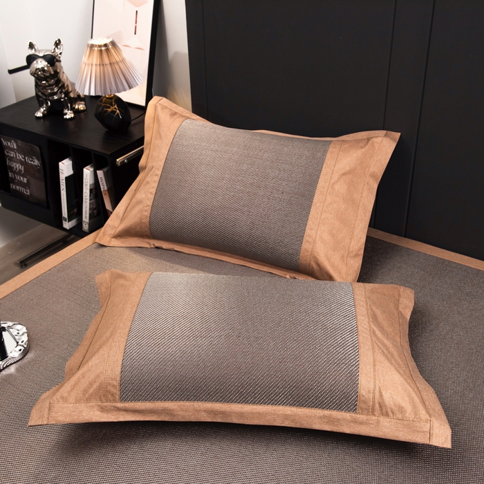 91家纺网 家纺一手货源 找家纺 印季家纺 2026新款5A级抗菌加厚绣花冰藤席-幸运狗（床笠款） 银咖