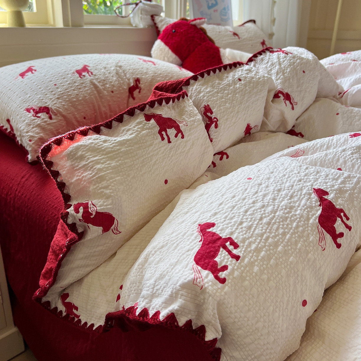 91家纺网 家纺一手货源 找家纺 （总）水墨江南 2026新款贝壳边泡芙纱时尚印花四件套