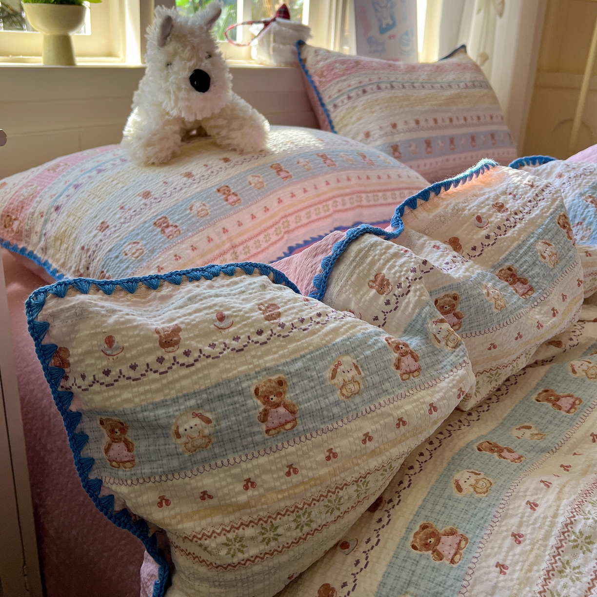 91家纺网 家纺一手货源 找家纺 水墨江南 2026新款贝壳边泡芙纱时尚印花四件套 费尔岛好友