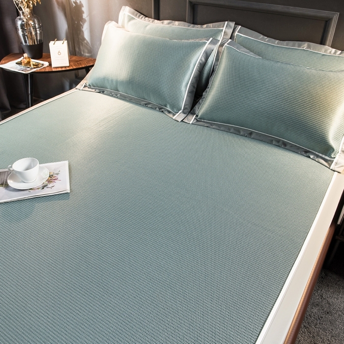 91家纺网 家纺一手货源 找家纺 （总）印季家纺 2026新款1200D加密纯色碳光席席子凉席