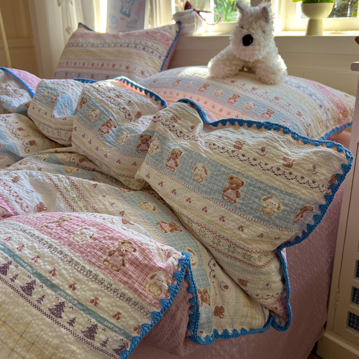 91家纺网 家纺一手货源 找家纺 水墨江南 2026新款贝壳边泡芙纱时尚印花四件套 费尔岛好友