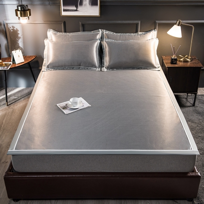 91家纺网 家纺一手货源 找家纺 印季家纺 2026新款1200D加密纯色碳光席席子凉席 浅灰