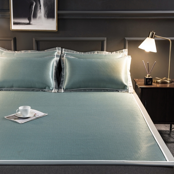 91家纺网 家纺一手货源 找家纺 印季家纺 2026新款1200D加密纯色碳光席席子凉席 水绿