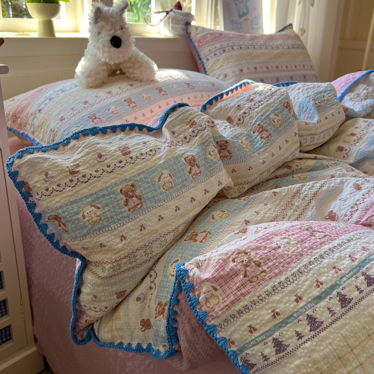 91家纺网 家纺一手货源 找家纺 水墨江南 2026新款贝壳边泡芙纱时尚印花四件套 费尔岛好友