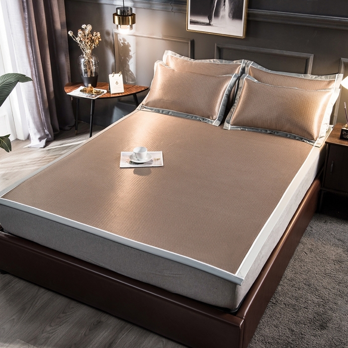 91家纺网 家纺一手货源 找家纺 印季家纺 2026新款1200D加密纯色碳光席席子凉席 咖啡