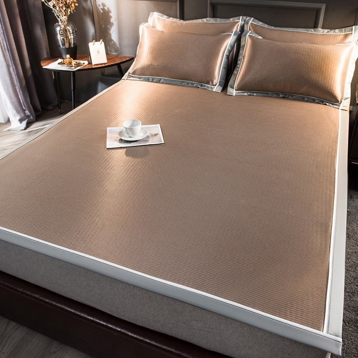 91家纺网 家纺一手货源 找家纺 印季家纺 2026新款1200D加密纯色碳光席席子凉席 咖啡