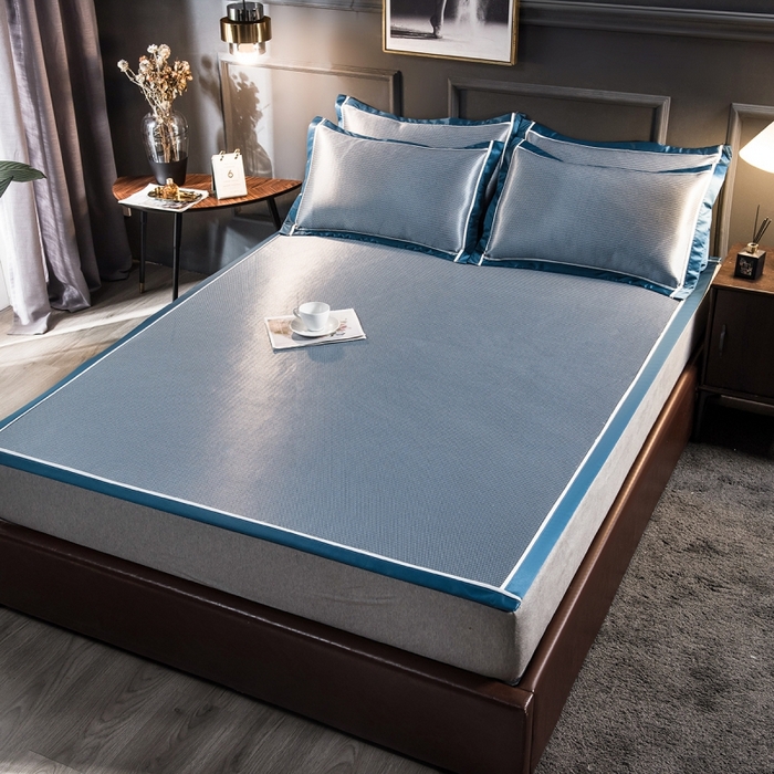 91家纺网 家纺一手货源 找家纺 印季家纺 2026新款1200D加密纯色碳光席席子凉席 深蓝