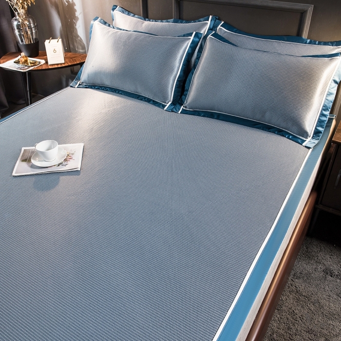 91家纺网 家纺一手货源 找家纺 印季家纺 2026新款1200D加密纯色碳光席席子凉席 深蓝