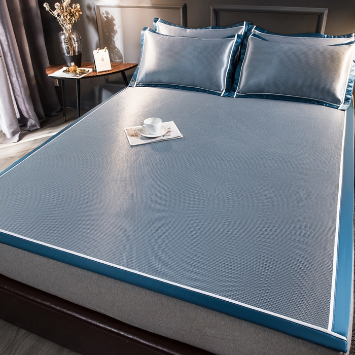 91家纺网 家纺一手货源 找家纺 印季家纺 2026新款1200D加密纯色碳光席席子凉席 深蓝