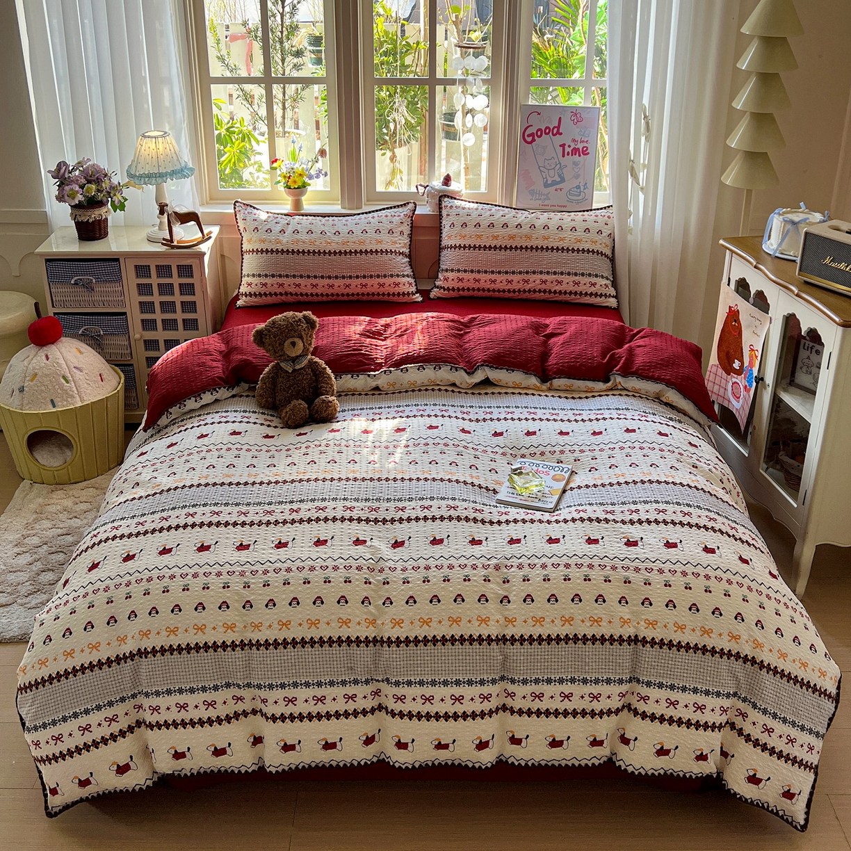 91家纺网 家纺一手货源 找家纺 水墨江南 2026新款贝壳边泡芙纱时尚印花四件套 费尔岛小狗