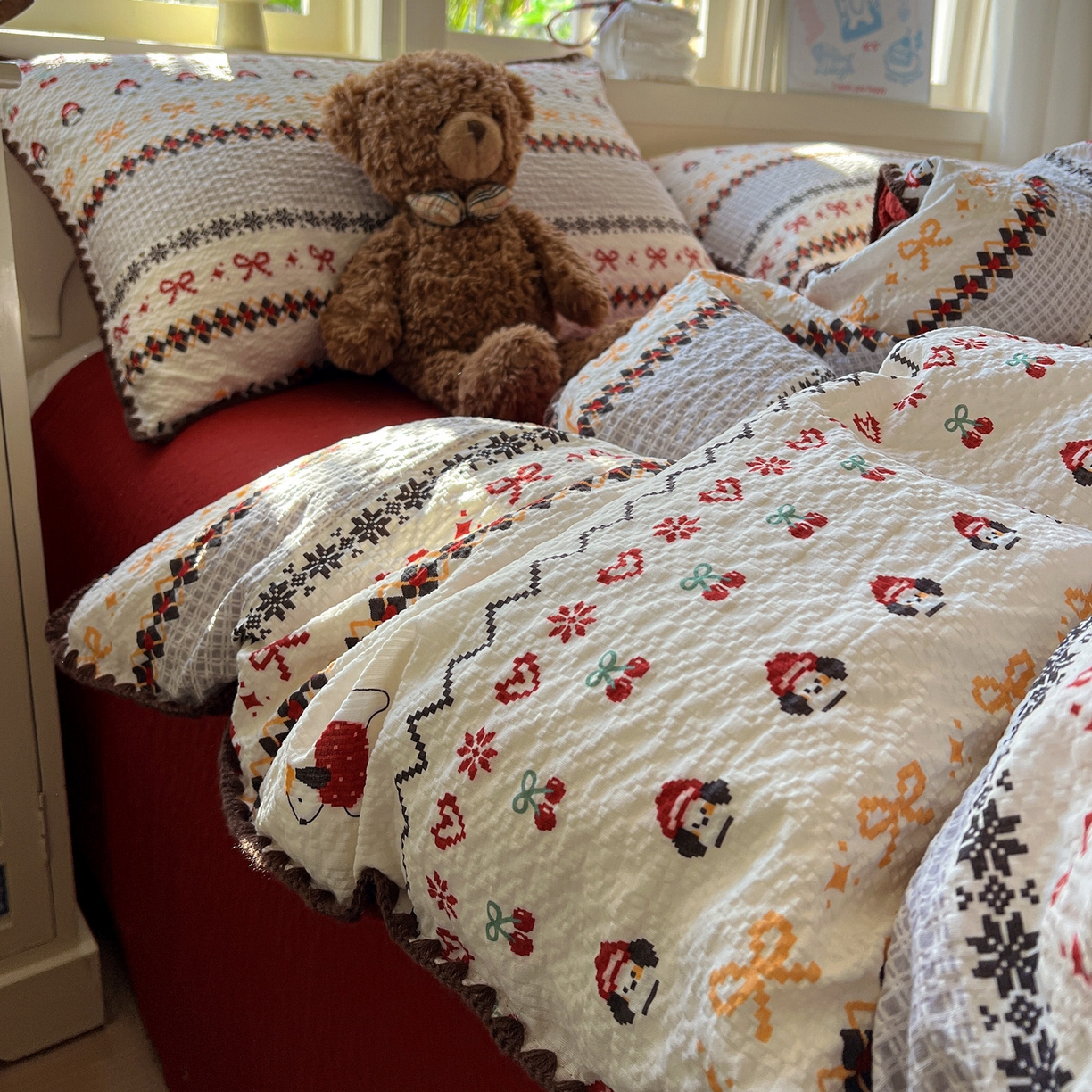 91家纺网 家纺一手货源 找家纺 水墨江南 2026新款贝壳边泡芙纱时尚印花四件套 费尔岛小狗