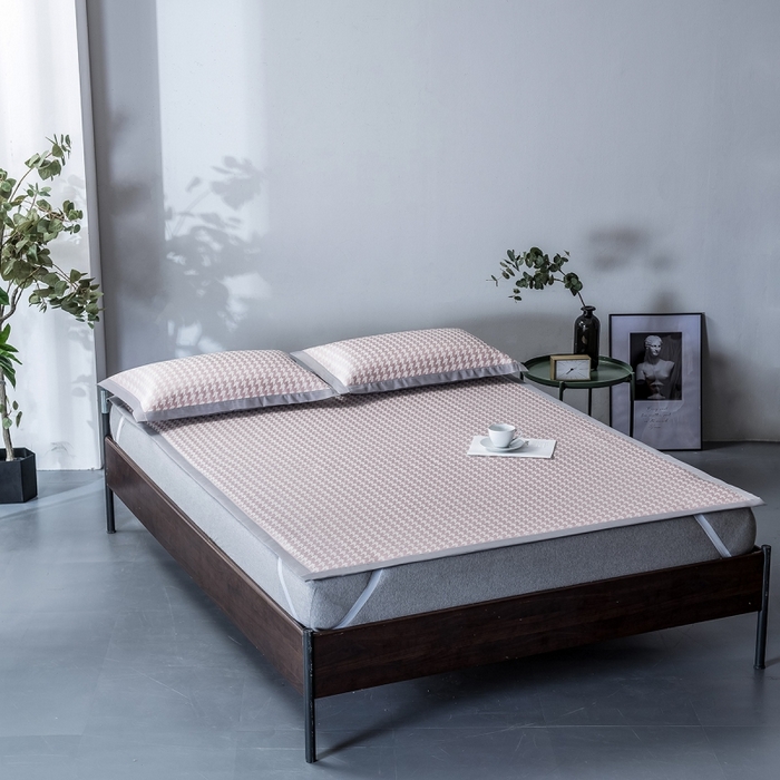 91家纺网 家纺一手货源 找家纺 （总）印季家纺 2026新款600D千鸟格席子凉席