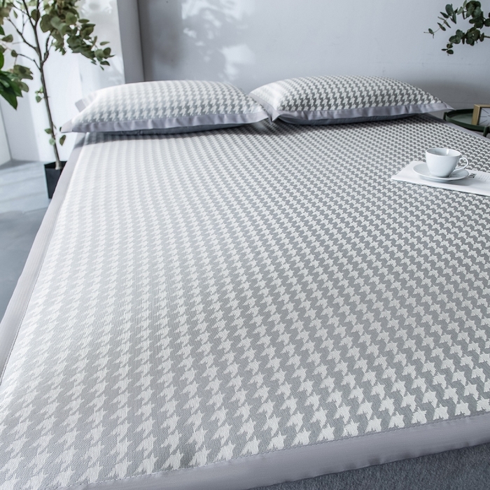 91家纺网 家纺一手货源 找家纺 印季家纺 2026新款600D千鸟格席子凉席 浅灰