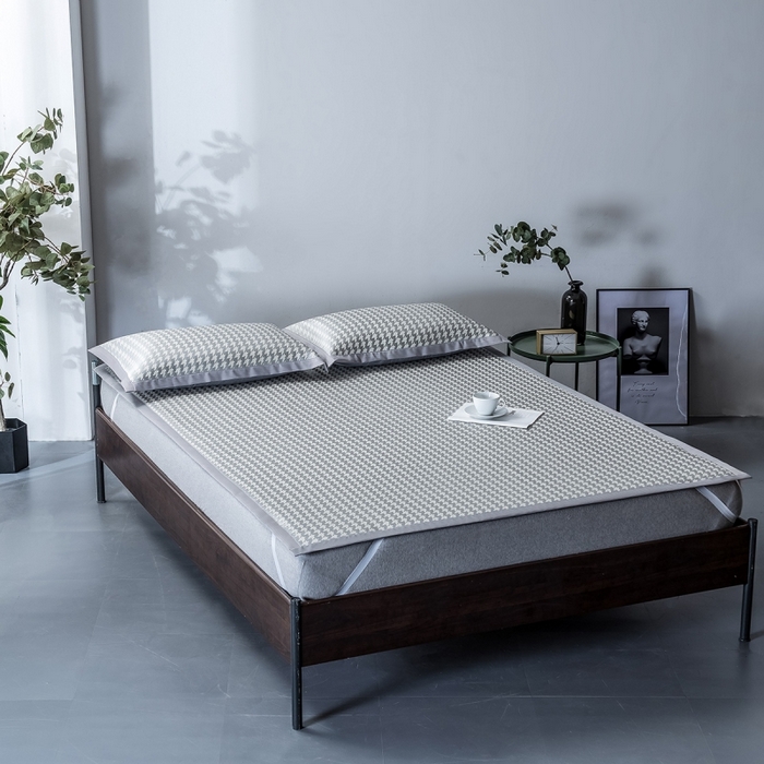 91家纺网 家纺一手货源 找家纺 印季家纺 2026新款600D千鸟格席子凉席 浅灰