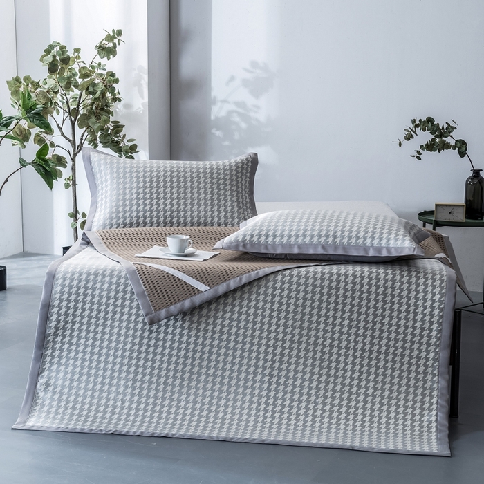 91家纺网 家纺一手货源 找家纺 印季家纺 2026新款600D千鸟格席子凉席 浅灰