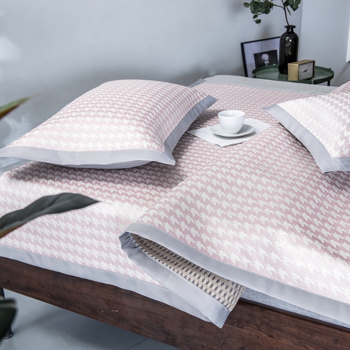 91家纺网 家纺一手货源 找家纺 （总）印季家纺 2026新款600D千鸟格席子凉席