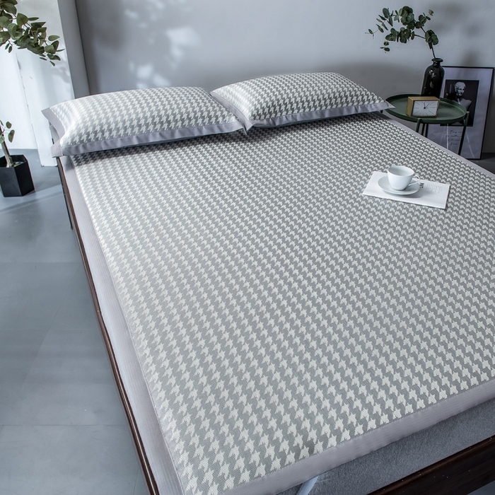 91家纺网 家纺一手货源 找家纺 印季家纺 2026新款600D千鸟格席子凉席 浅灰