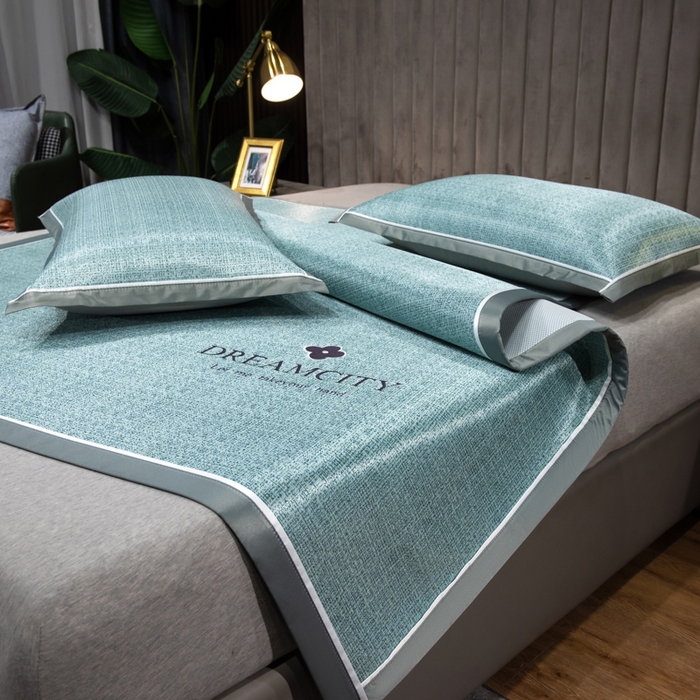 91家纺网 家纺一手货源 找家纺 印季家纺 2026新款加厚肌理纹绣花碳光席席子凉席 水绿