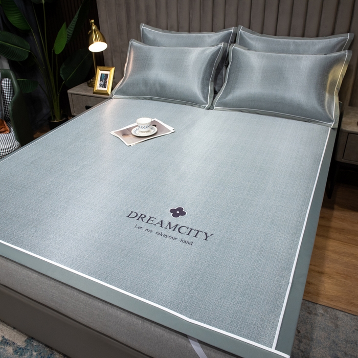 91家纺网 家纺一手货源 找家纺 印季家纺 2026新款加厚肌理纹绣花碳光席席子凉席 灰色