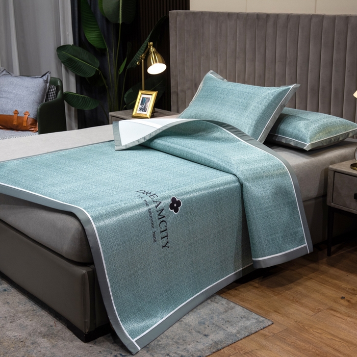 91家纺网 家纺一手货源 找家纺 印季家纺 2026新款加厚肌理纹绣花碳光席席子凉席 水绿