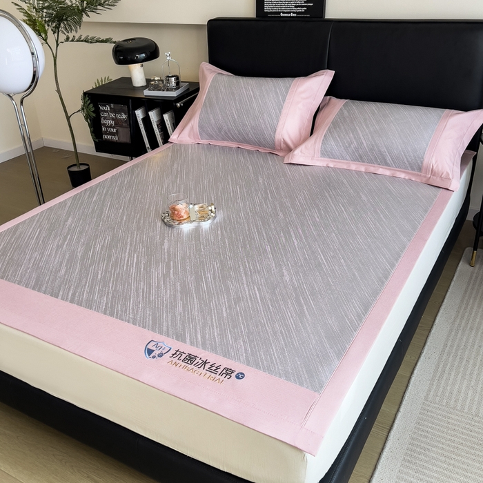 91家纺网 家纺一手货源 找家纺 （总）印季家纺 2026新款5A级抗菌加厚绣花冰丝席-流星雨（床席款）