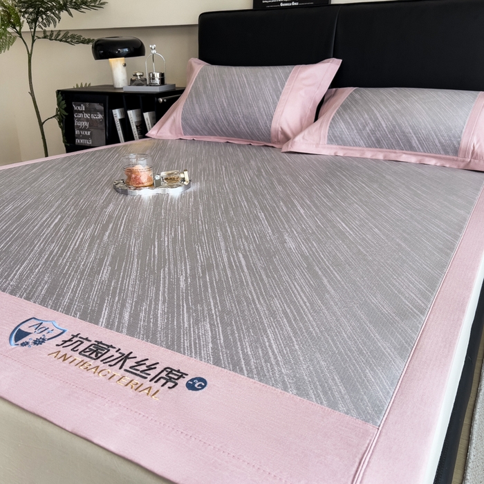 91家纺网 家纺一手货源 找家纺 （总）印季家纺 2026新款5A级抗菌加厚绣花冰丝席-流星雨（床席款）