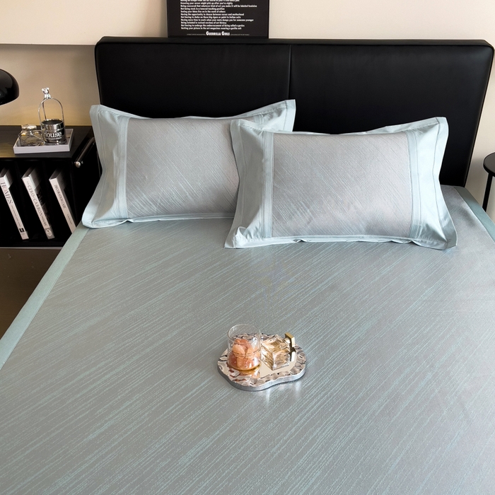 91家纺网 家纺一手货源 找家纺 印季家纺 2026新款5A级抗菌加厚绣花冰丝席-流星雨（床席款） 水绿