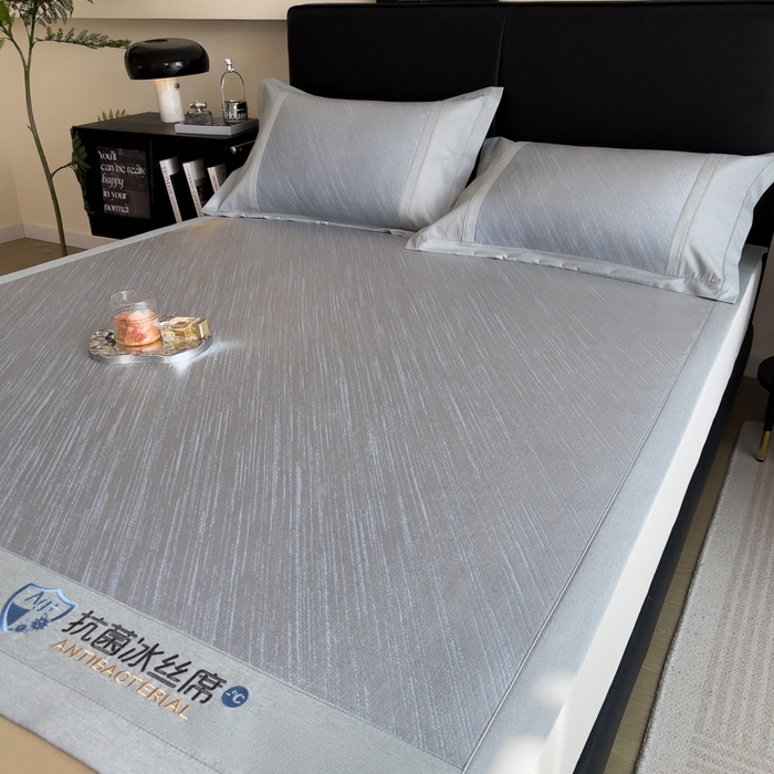 91家纺网 家纺一手货源 找家纺 印季家纺 2026新款5A级抗菌加厚绣花冰丝席-流星雨（床席款） 蓝灰