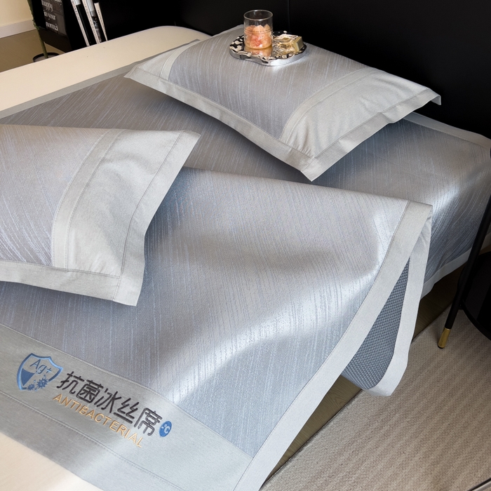 91家纺网 家纺一手货源 找家纺 印季家纺 2026新款5A级抗菌加厚绣花冰丝席-流星雨（床席款） 蓝灰