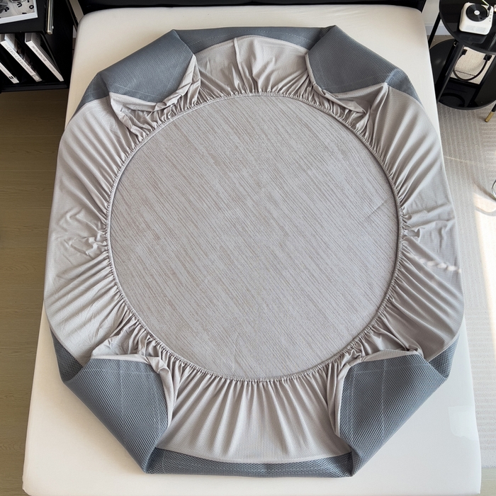 91家纺网 家纺一手货源 找家纺 印季家纺 2026新款5A级抗菌加厚绣花冰丝席-流星雨（床席款） 灰咖