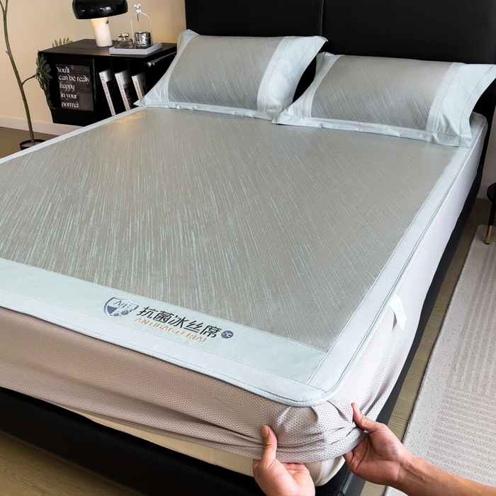 91家纺网 家纺一手货源 找家纺 （总）印季家纺 2026新款5A级抗菌加厚绣花冰丝席-流星雨（床笠款）