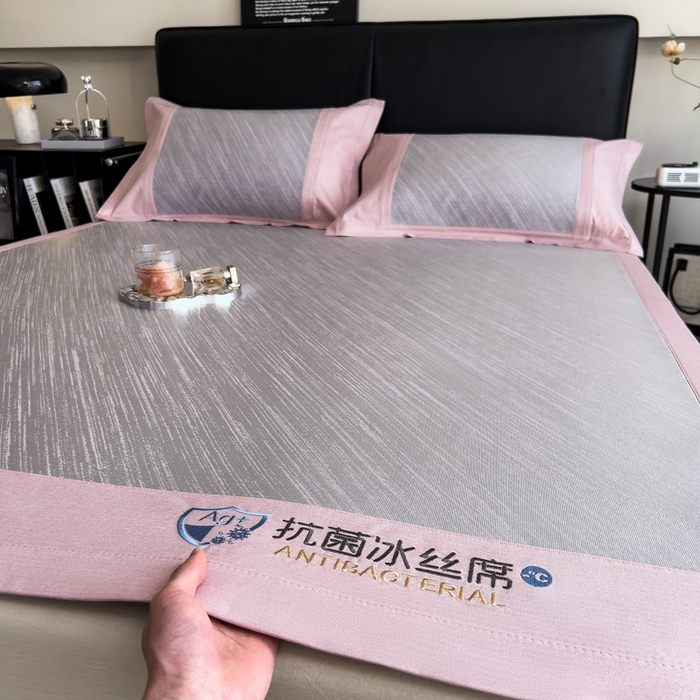 91家纺网 家纺一手货源 找家纺 印季家纺 2026新款5A级抗菌加厚绣花冰丝席-流星雨（床笠款） 豆沙